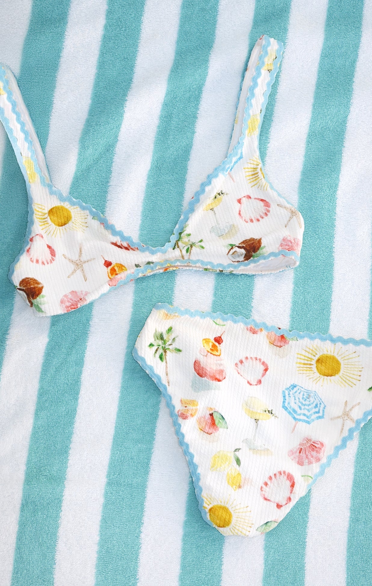 Palma Bottom ~ Seaside Treasures Scallop