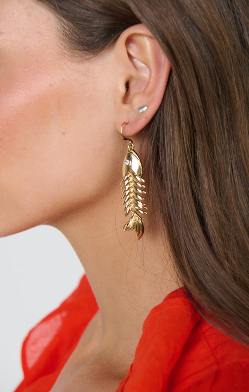 Petit Moments Fishbone Earrings ~ Gold