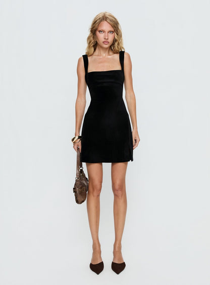 Bombshell Velvet Mini Dress Black