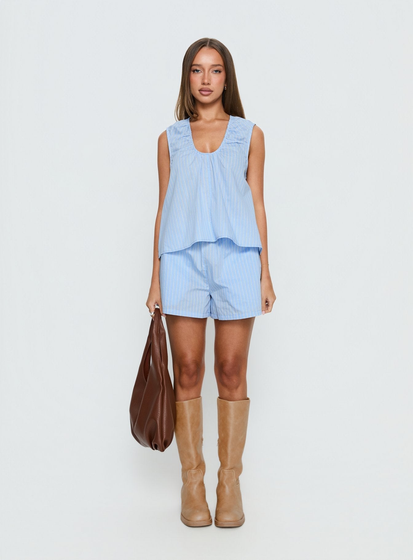 Carambola Mid Rise Shorts Blue