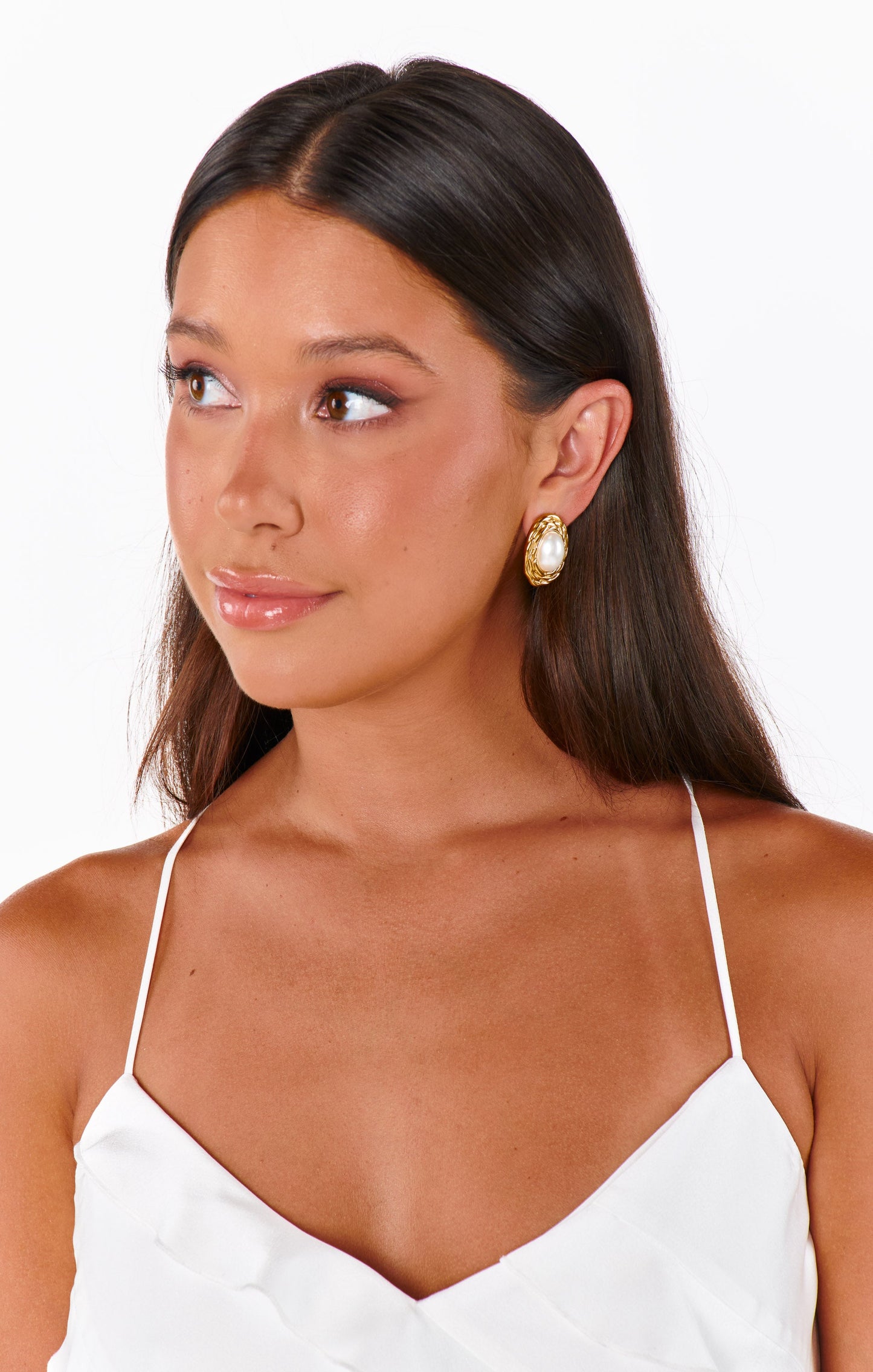 Petit Moments Oval Pearl Stud Earrings ~ Gold