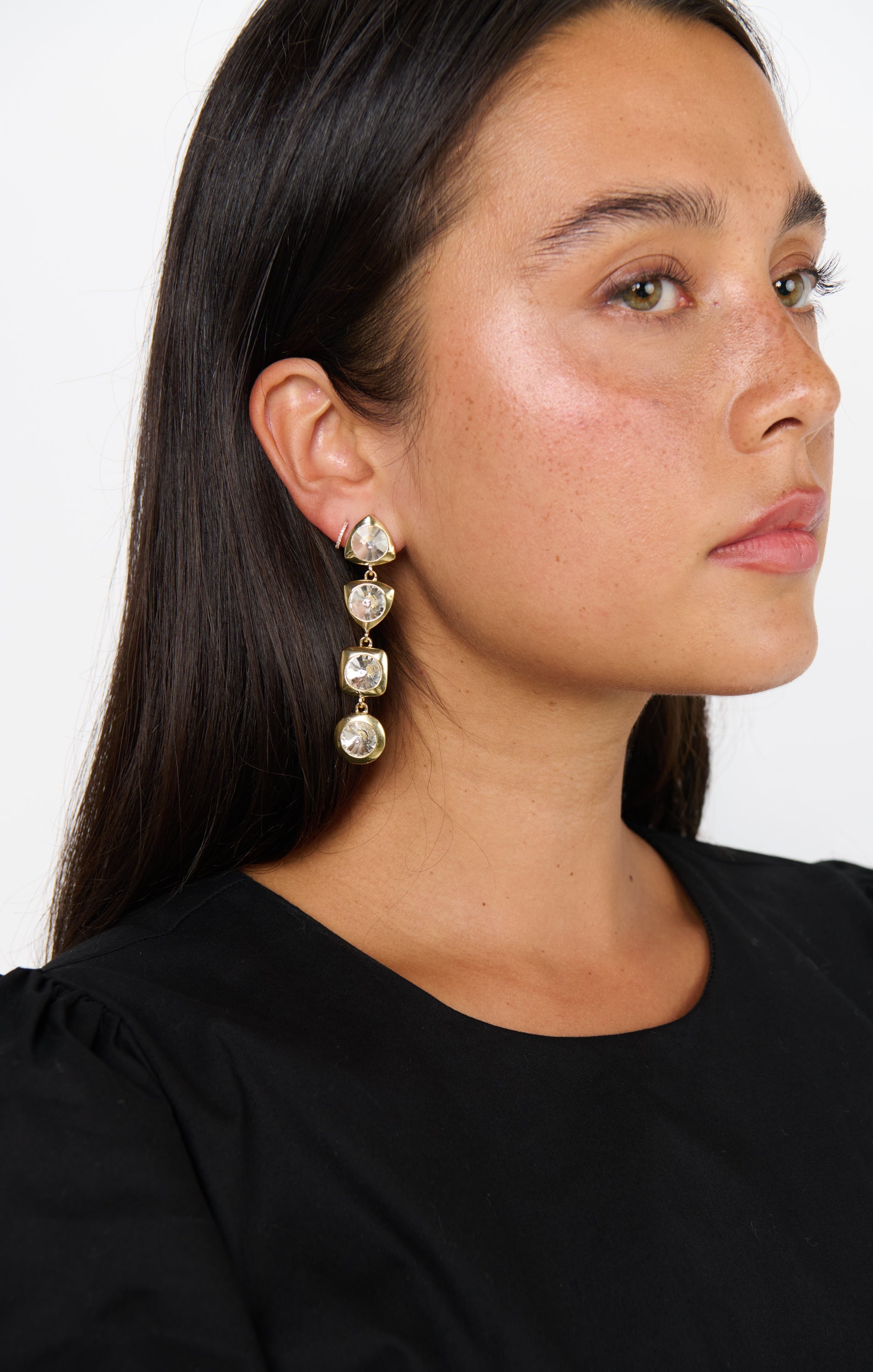 Petit Moments New Haven Earrings ~ Gold