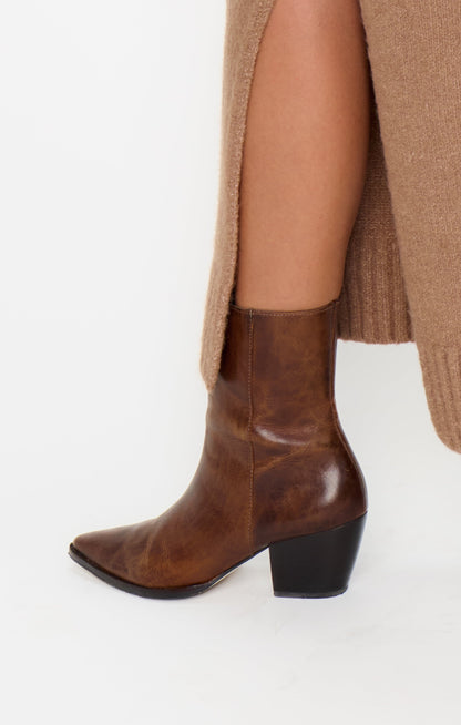Matisse Caty Bootie ~ Vintage Brown