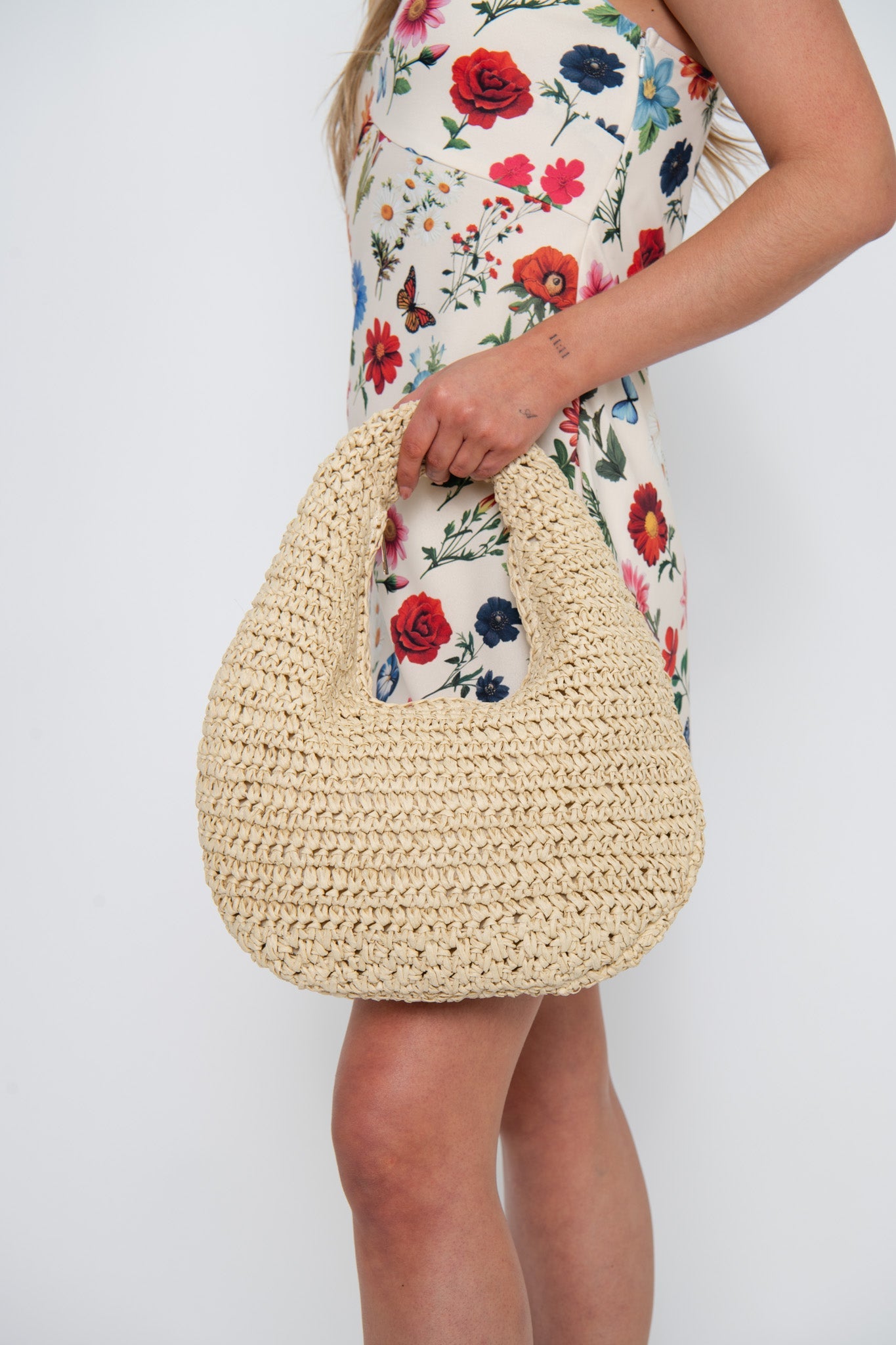 Raffia Hobo Bag ~ Light Tan