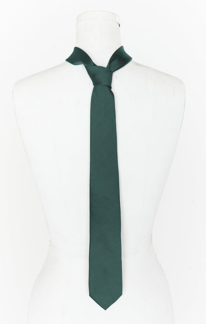 Nico Neck Tie ~ Emerald Green Solid